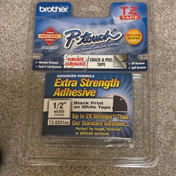 Brother P-Touch 1280 Label Maker + NEW Sealed Extra-Strength Tape - Picture 3 of 5